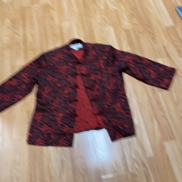 Ling Yun Red and black jacket Size L - Picture 1 of 11